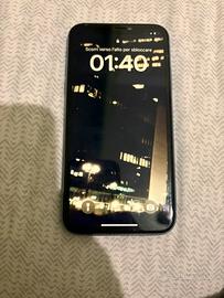 iPhone XR + cavo USB