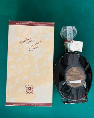 Liquore Waldkönig Infuso di Erbe Giori Con Scatola