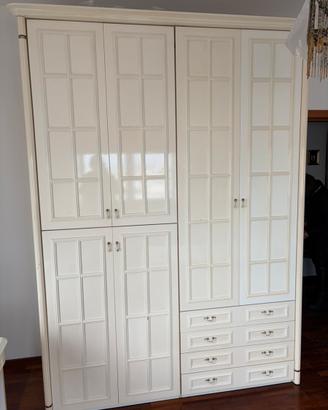 Cameretta vintage bianca