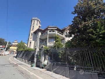 Appartamento di 244 m² con 5 locali a Biella