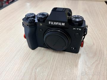 Fujifilm xt 5 + fujifilm xf 33mm f1.4 r lm wr