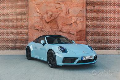 2022 Porsche 911 Targa GTS