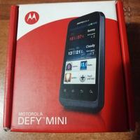 Motorola smartphone Defy Mini