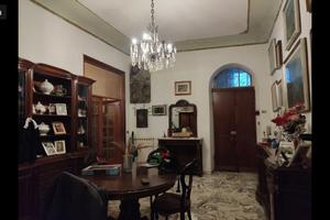 Grande Appartamento centro storico Sarzana