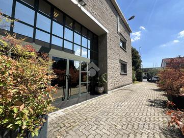 CAPANNONE A TORINO