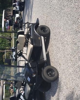 GOLF CAR