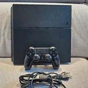 PS4 FAT Model 1612A con controller e Cavi completa