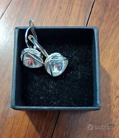 Orecchini punto luce