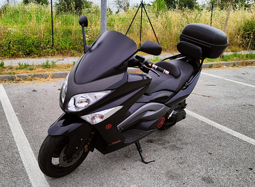 YAMAHA Tmax 500