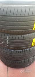 Bridgestone 235/65 r17