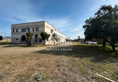 Capannone in Z.I Macchiareddu