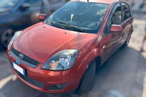 Ford Fiesta 5p 1.2 - ANCHE PER NEOPATENTATI