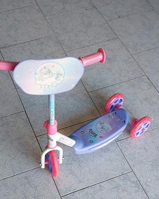 monopattino a 3 ruote