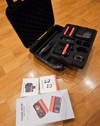 insta360 action cam doppia camera kit accessori