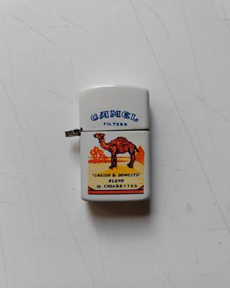 Mini accendino a benzina Camel da collezione