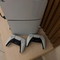 PS5 slim disc+ 2 controller
