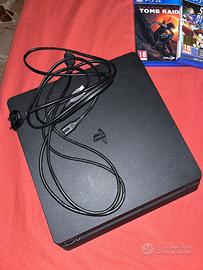 Playstation 4 slim