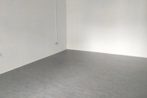 Locale ristrutturato a Nola uso negozio studio o