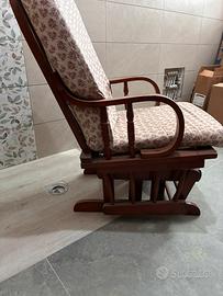 Sedia poltrona a dondolo