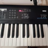 KORG TR61 WORKSTATION