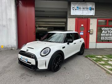 Mini Cooper S 5p 2.0 Classic auto Premium Plus Pac