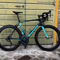 Bianchi Infinito CV (L) + ruote Zip 404 Firecrest