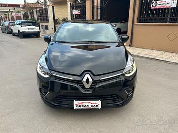 Renault Clio dCi 8V 75 CV 5 porte Moschino Zen