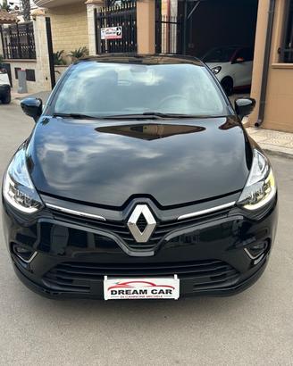 Renault Clio dCi 8V 75 CV 5 porte Moschino Zen
