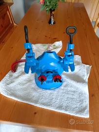 VINTAGE MULINO A MANO PER CEREALI