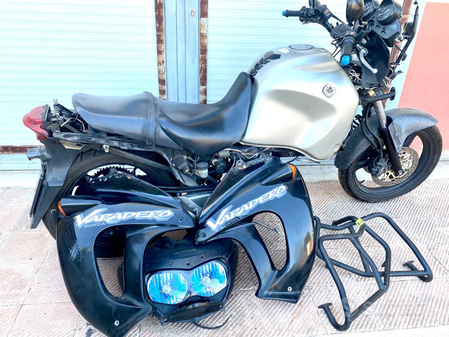 Ricambi Moto Ricambi Usati Honda Varadero 1000 Pastiglie Anteriori