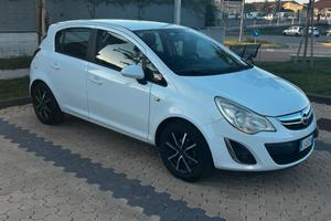 Opel corsa D 1.3 diesel