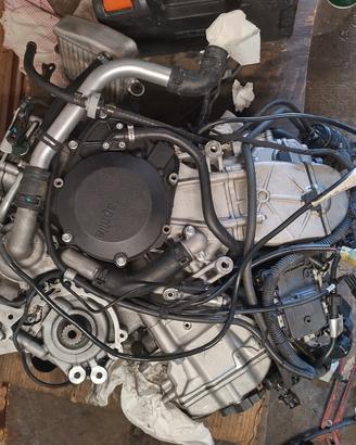 Tuono V4 Factory 2022 E5