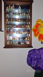 vetrinette con profumi da collezionare 