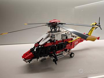 Elicottero di salvataggio Airbus H175 LEGO Technic