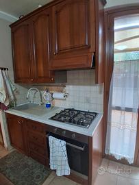 Cucina completa in anta massello ciliegio
