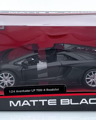 Maisto Lamborghini Aventador LP700-4 Roadster Nera