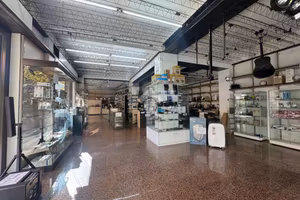 NEGOZIO A MONTECATINI-TERME