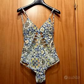 Costume intero traforato 