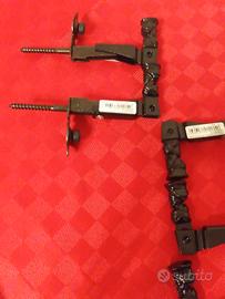 ferma scuro in metallo 