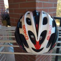 VESTIARIO, CASCO, SCARPE, ACCESSORI CICLISMO