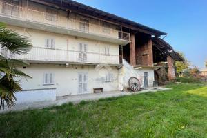 RUSTICO A VAPRIO D'AGOGNA