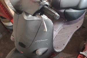 scooter Aprilia Habana