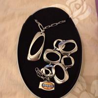 Bracciale e collana Fossil