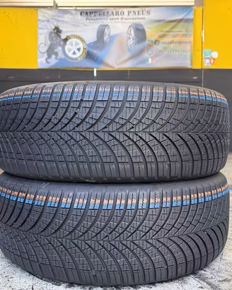 2 Gomme Goodyear 215/45R20 4 Stagioni 85% residui