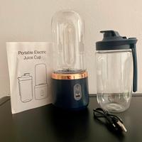 Mini frullatore portatile a LED