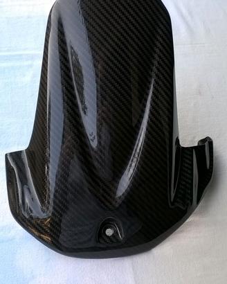 Parafango Posteriore in Fibra di Carbonio Suzuki