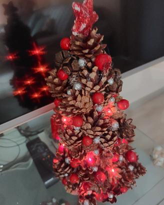 alberello di Natale con illuminazione 
