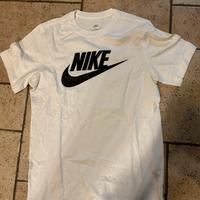 Maglietta Nike bianca