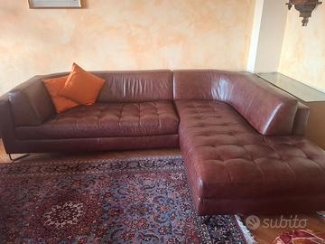 DIVANO ANGOLARE PELLE CHESTERFIELD