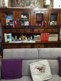 Credenza Rustica in Legno Massiccio con Alzata